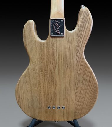 Peavey back